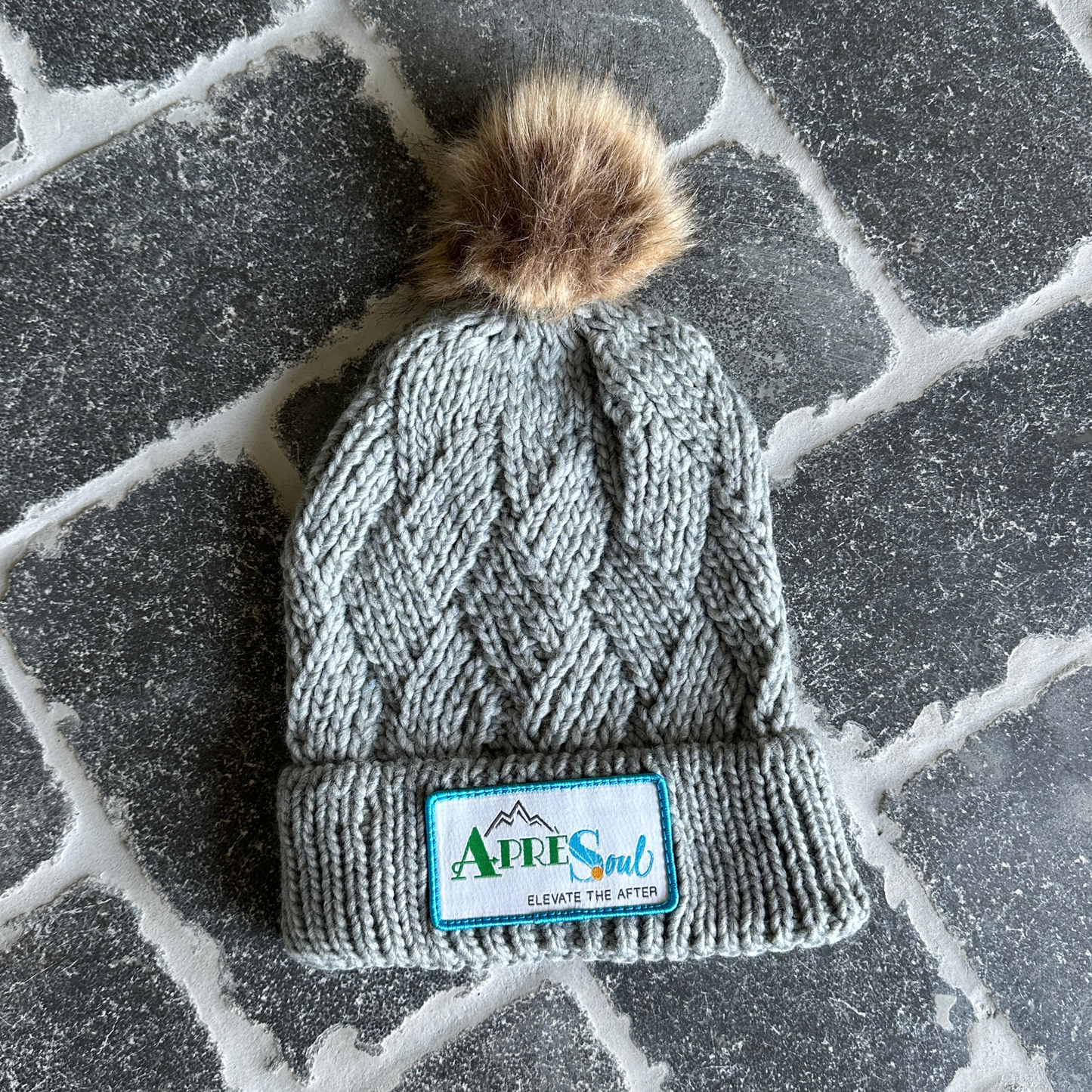 Après Ski Mountain Winter Beanie in Grey
